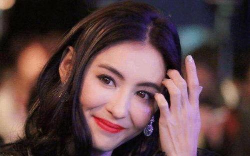 火苗明星爆料视频大全集,揭秘娱乐圈幕后真相  第3张 火苗明星爆料视频大全集,揭秘娱乐圈幕后真相  第3张